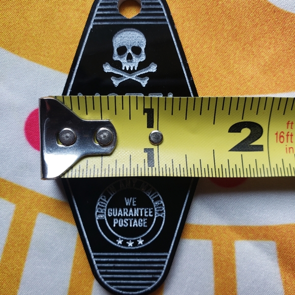 Vintage motel keychains - home made! - Picture 2 of 6